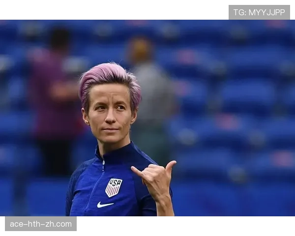 拉皮诺又在晒她的有机早餐了，这自律程度真让人怀疑她是不是机器人