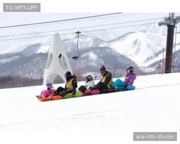 苏翊鸣家里滑雪场当后院，这谁顶得住啊
